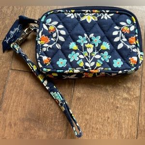 Blue quilted small wallet